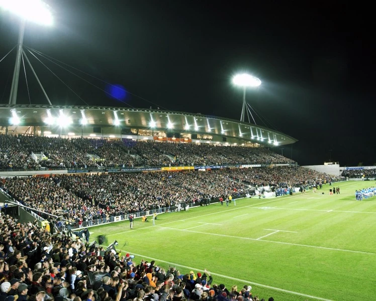 Wales makes welcome return