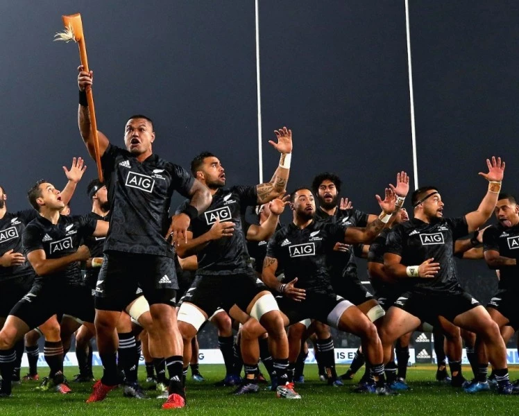 Web Banner 1560 x 780px 14